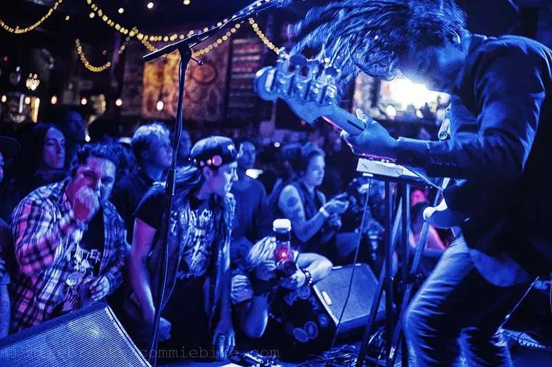 Image: Three Links is a well-known Dallas punk-rock destination, but on Mondays it has the best of R&B.