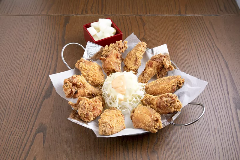 Image: The breaded hot wings at No. 1 Plus Chicken