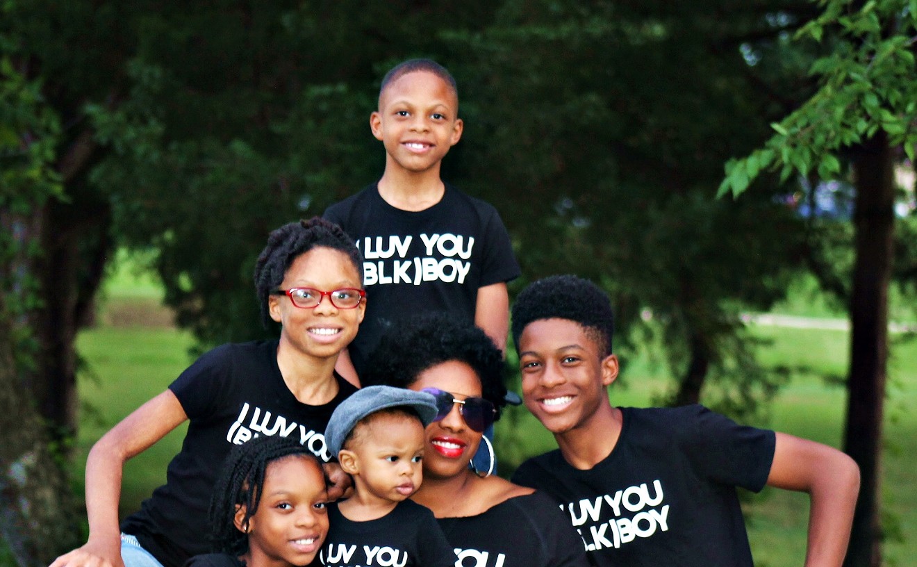 A DeSoto Family Sparks Global Movement with I LUV YOU (BLK) Tees