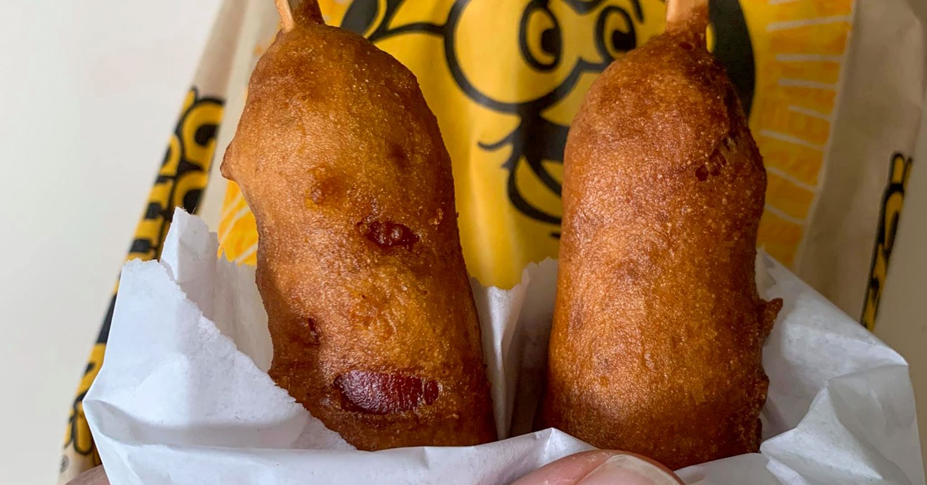The far-less-than-ideal corn dog execution from a Golden Chick in Denton.