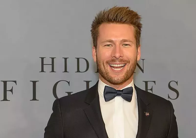 Image: The actor in Anyone But You and other films says he and California are calling it quits.