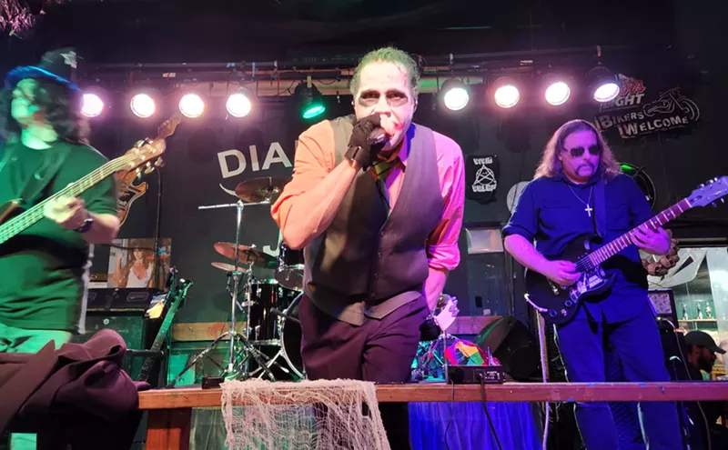 Image: After Bar Owner's Death, Arlington 'Home Venue' Closes for Good