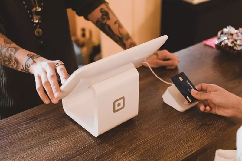 Image: The expansion of AI is predicted to eliminate thousands of cashiering jobs.