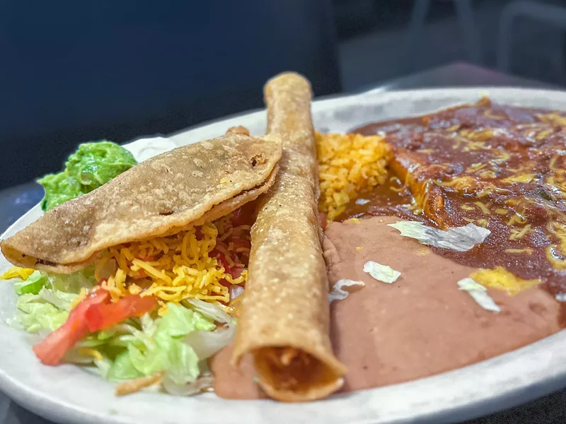Image: A plate of Tex-Mex as Casa Navarro