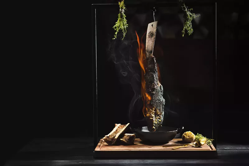Image: tomahawk steak at Toca Madera