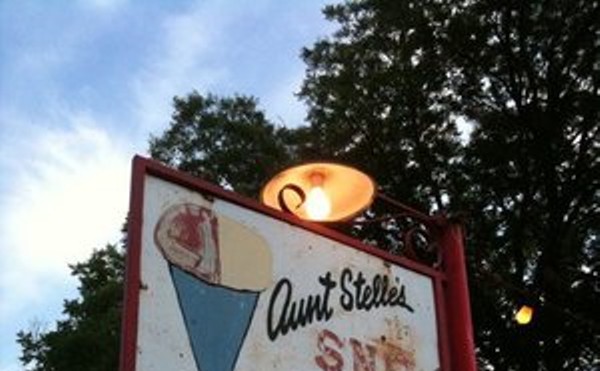 Aunt Stelle's Sno-Cones