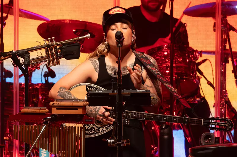 Image: Woman performing on stage