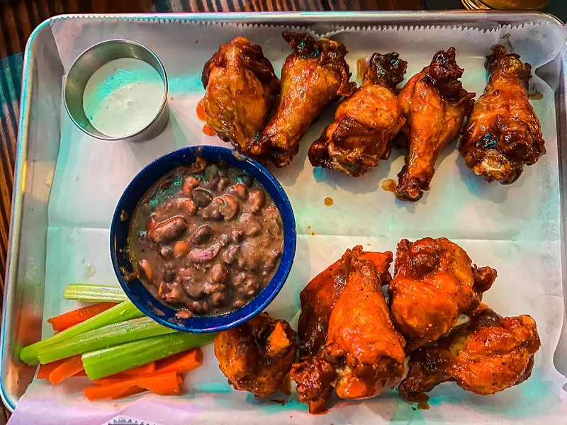 Image: wings at aviator's in The colony