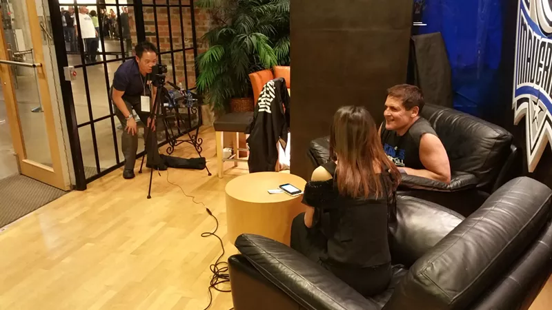 Image: Mark Cuban sits for an interview with ESPN China's Coral Lu and Howard Chen.