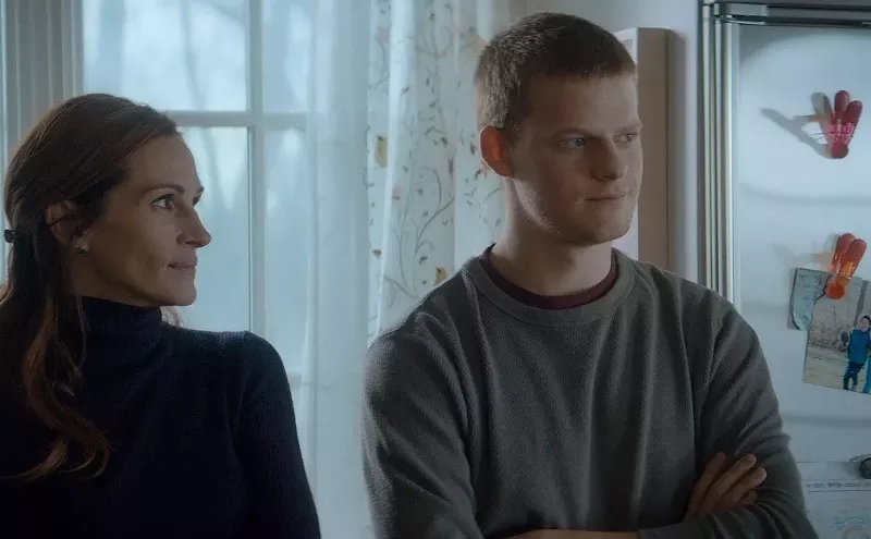 Image: Ben Is Back Pits a Dazzling Julia Roberts Against the Opioid Scourge