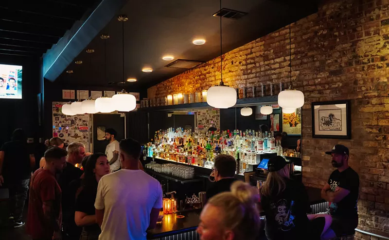Image: Black Swan Saloon