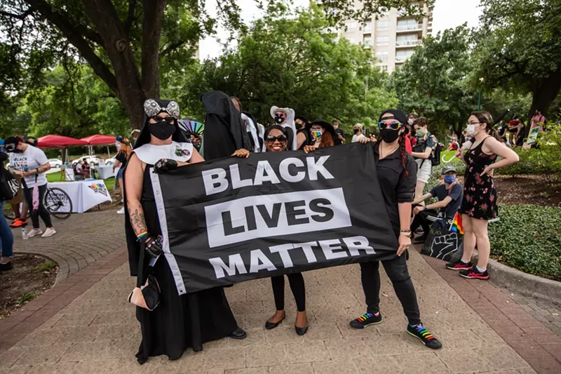 Image: This Christmas, you can support BLM by shopping at Black-owned businesses.