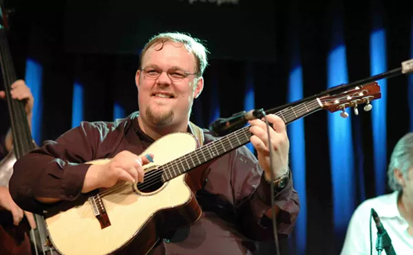 Image: British Fingerstyle Guitarist Richard Smith Brings World-Class Guitar to Songbird Live