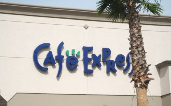 Caf&eacute; Express