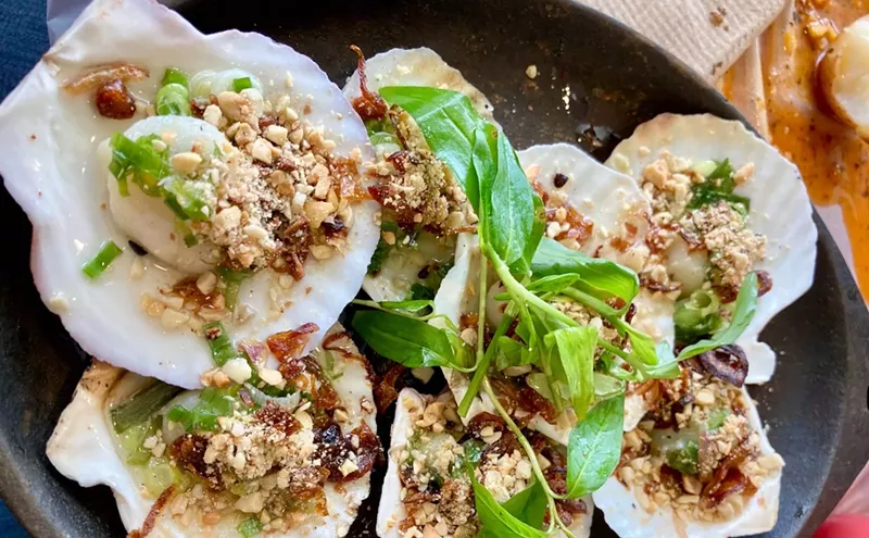 Image: Cajun Corner Is a Vietnamese Seafood Speakeasy Hiding on the Flip Side