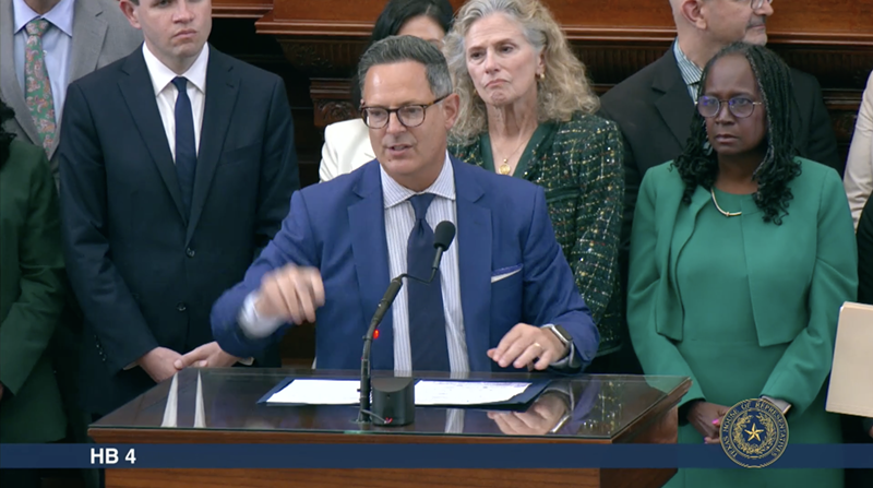 Image: Dallas Democrat Rafael Anchía opposed the redistricting.