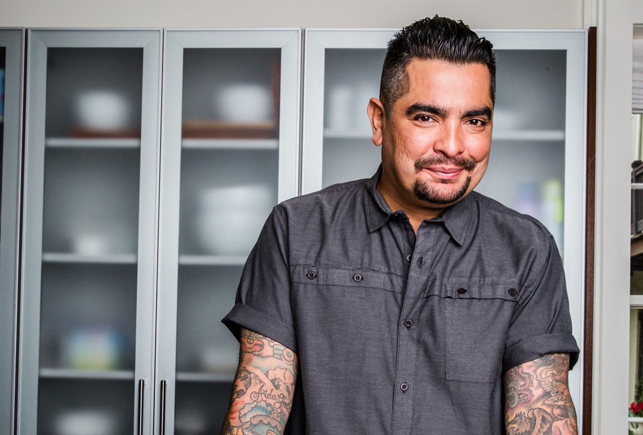 Chef Aarón Sánchez is stopping by Dallas this week.