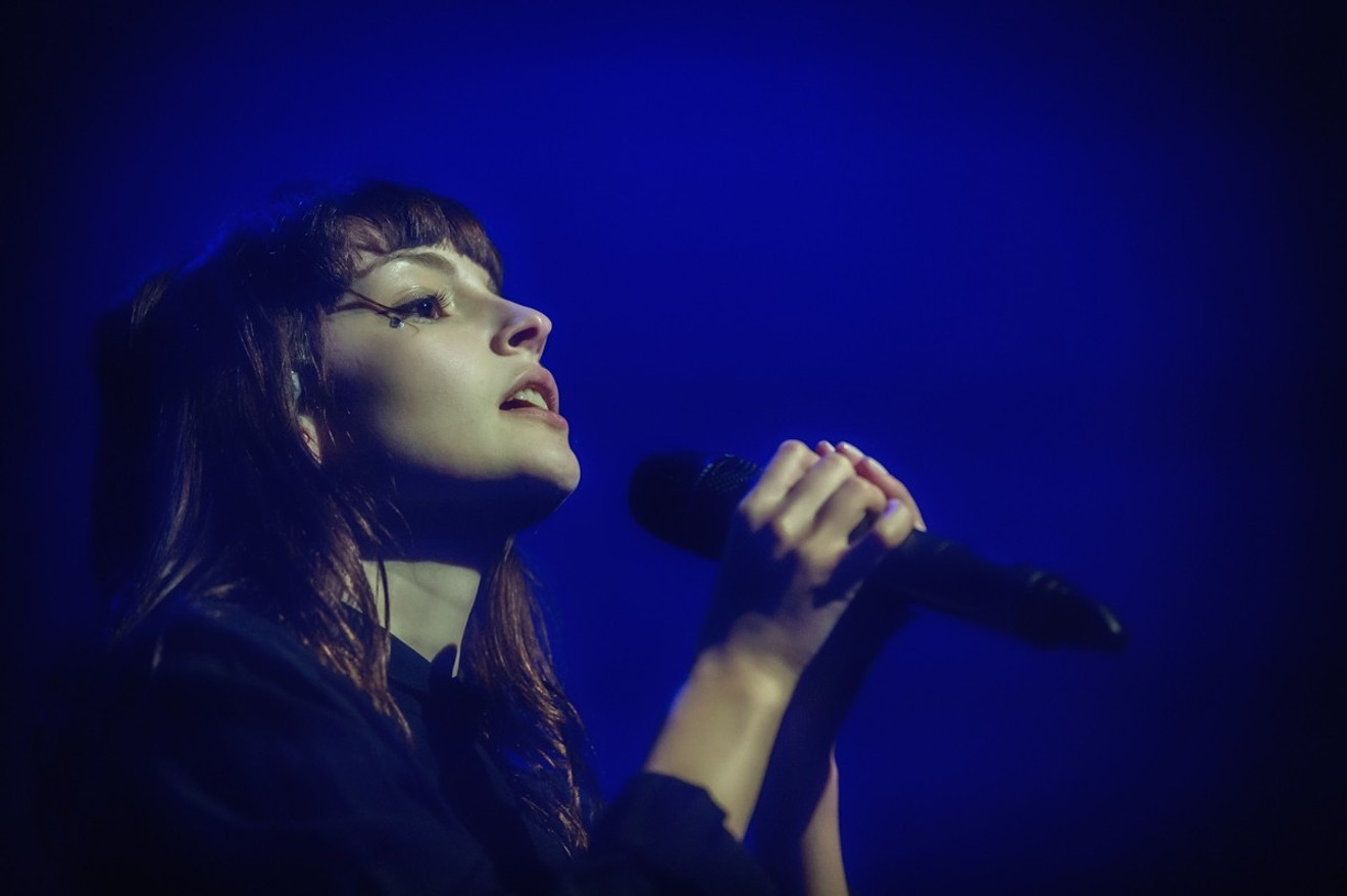 Chvrches singer Lauren Mayberry is receiving death threats from Chris Brown's fans.