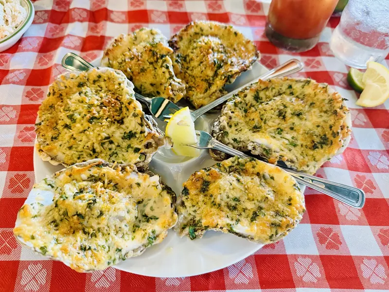 Image: Grilled oysters.