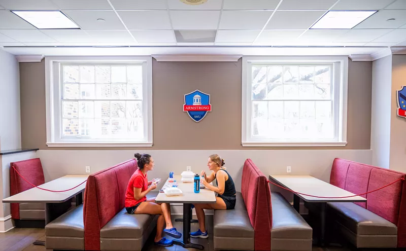 Image: College Campuses Pivot to Provide Meals to Students