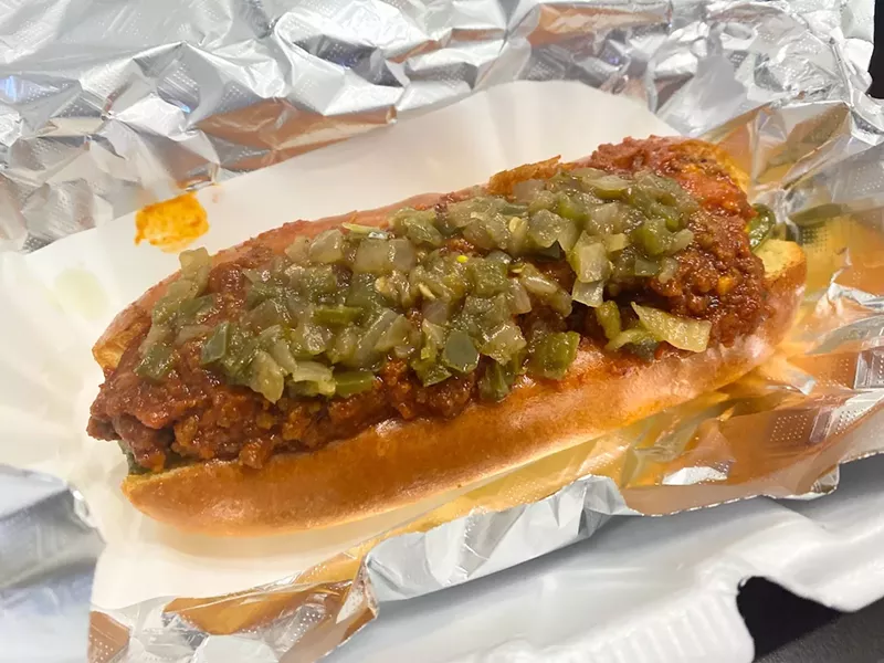 Image: The Texas Original is served with marinated grilled jalapeños, Sloppy Eddie chili and hot and spicy onions that have been caramelized in Dublin soda.