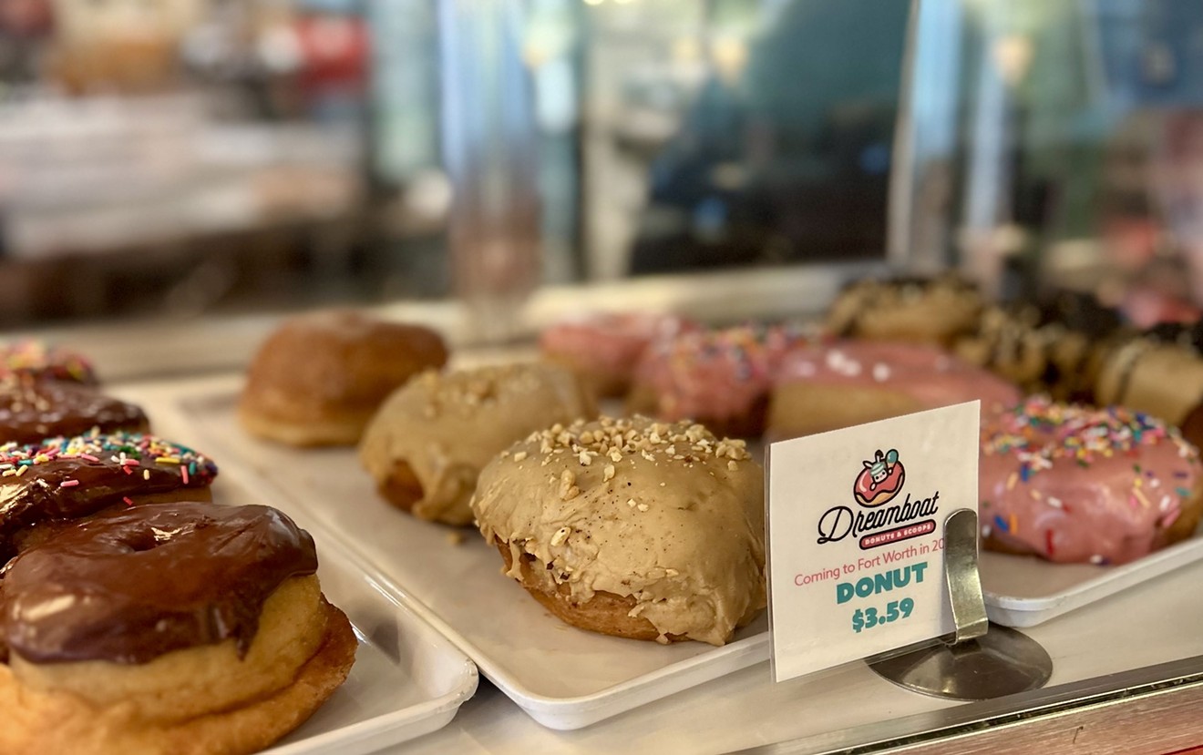 Dreamboat Donuts is now open in Fort Worth with lots of vegan confections.