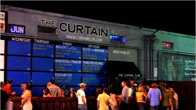 Curtain Club