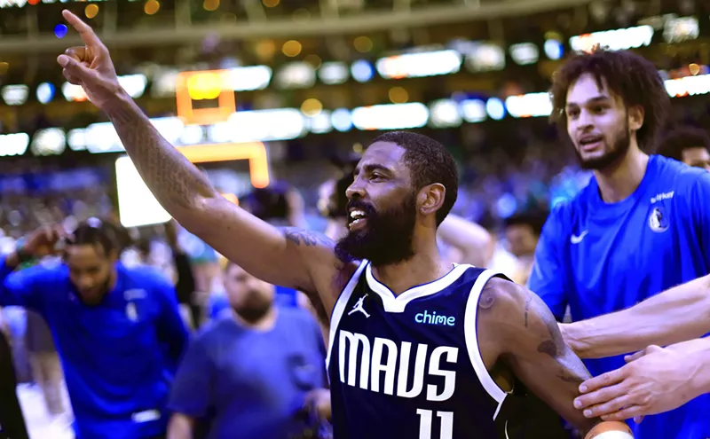 Image: Dallas Bar Gambles on Kyrie Irving With Drink Special
