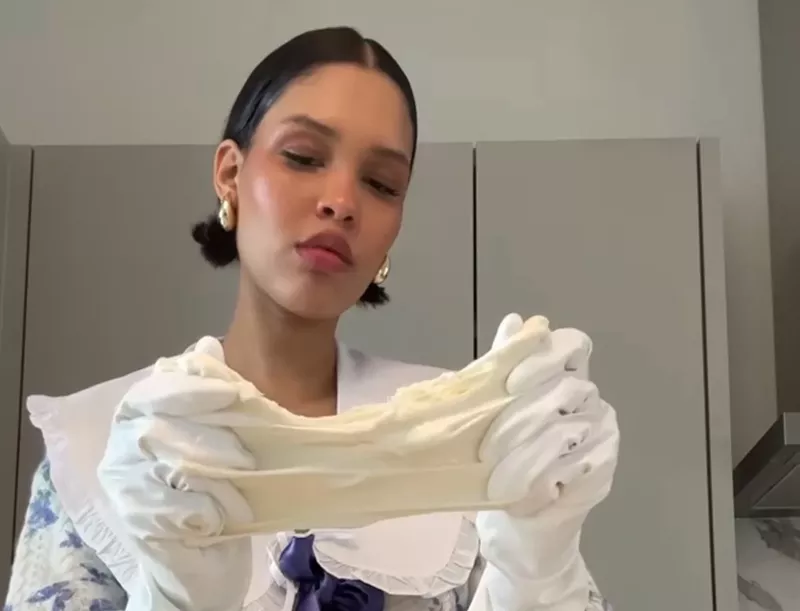 Image: Dallas' favorite trad wife is baking for a Marc Jacobs ad on TikTok.