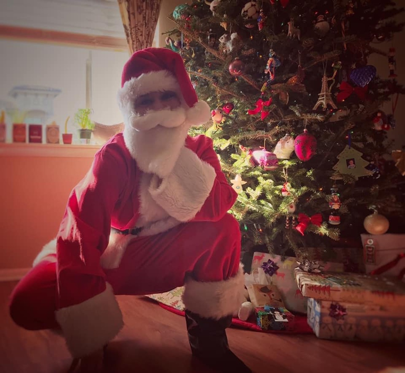 Ho Ho Ho. DJ  Santa is on the decks.