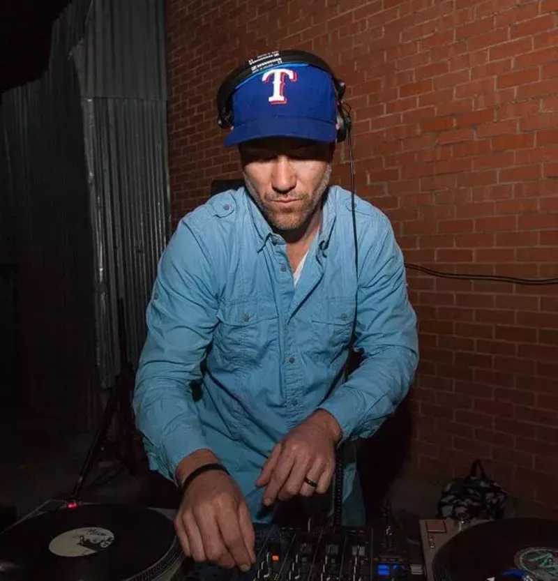 Image: Jeff Plunk dropping Drum and Bass from the atmosphere.