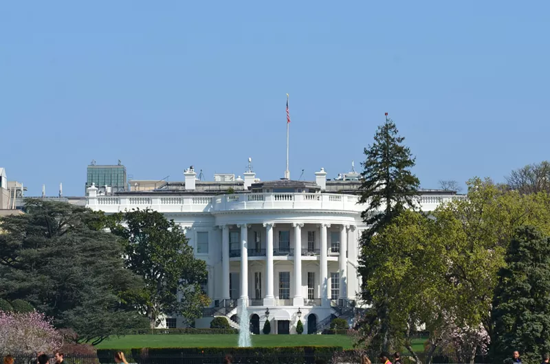 Image: the white house in washington d.c.