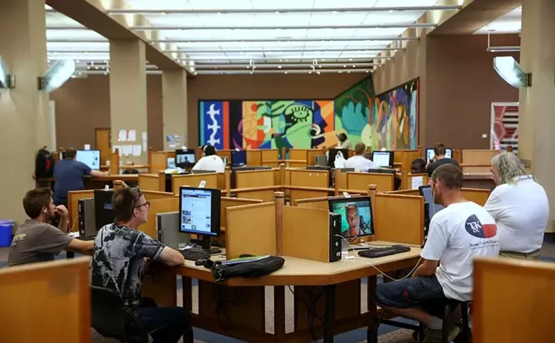 Image: Dallas Public Library Loses Digital Access to Papers Including The Dallas Morning News