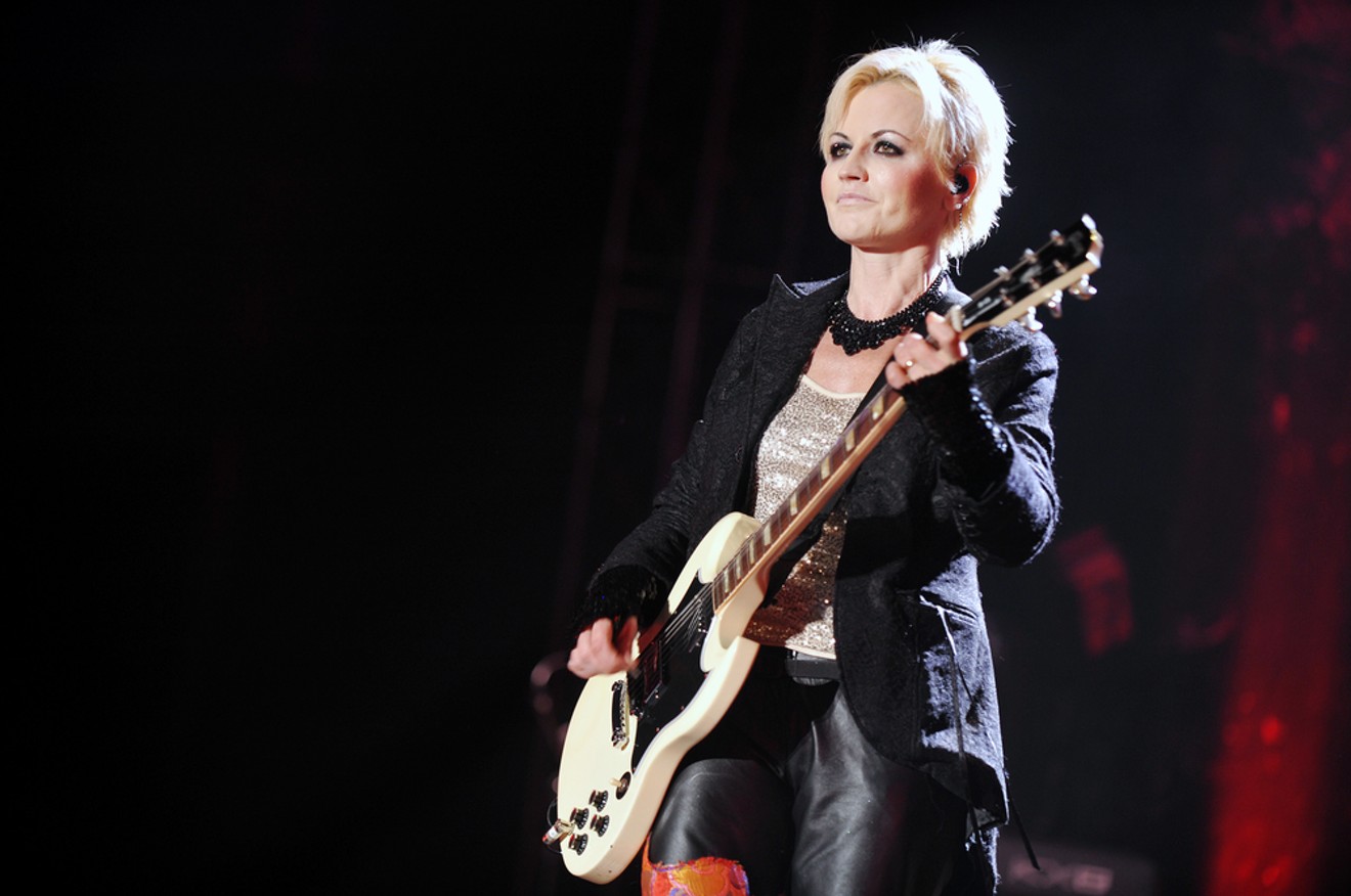 Dolores O'Riordan was found dead in her London hotel room Monday morning.