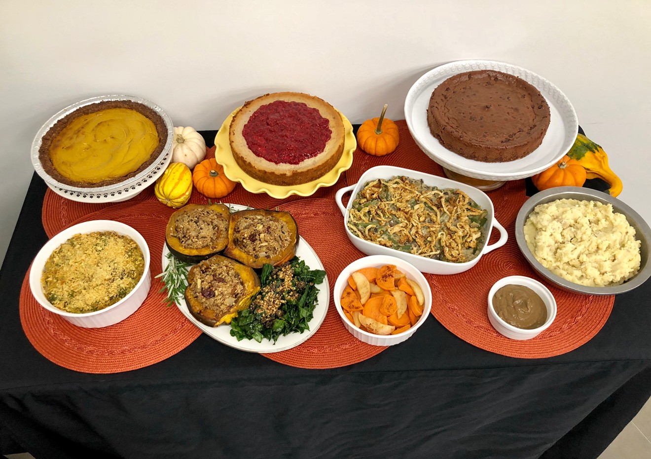 Nature's Plate is offering a whole vegan Thanksgiving spread.