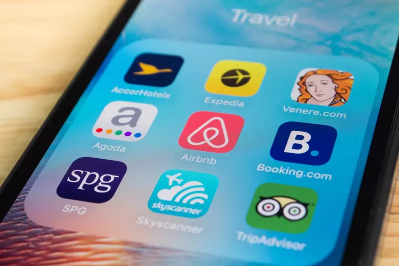 Image: Across North Texas, cities are struggling to figure out how to regulate short-term rentals like Airbnb, Vrbo and HomeAway.