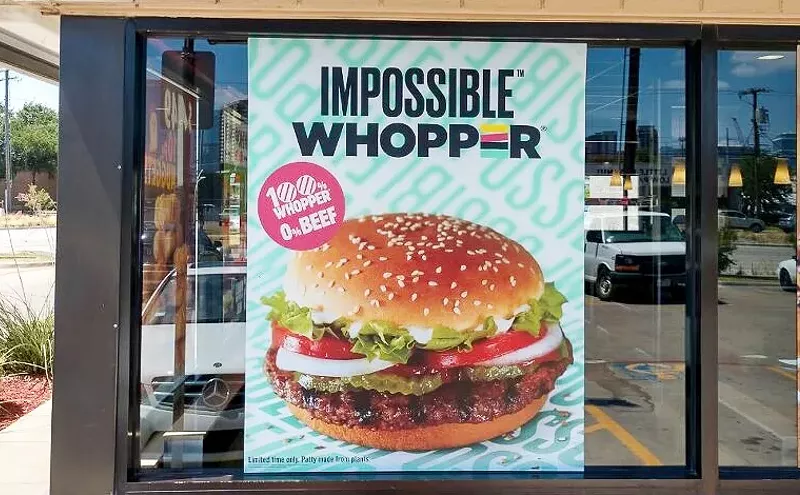 Image: Dallas Vegans Can See Light at the End of the Fast-Food Tunnel