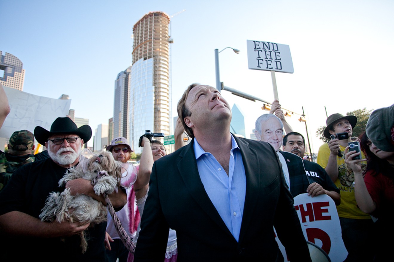 Alex Jones protests at the Dallas Fed in 2011.