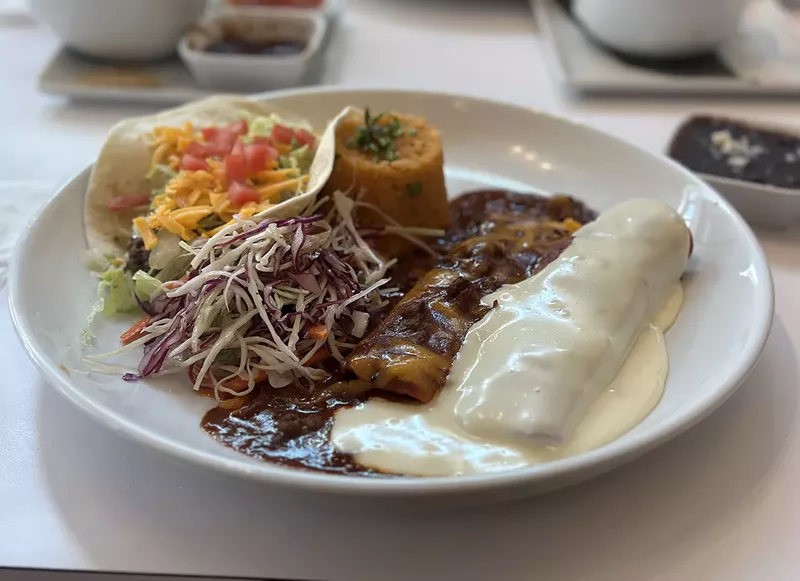 Image: Combo No. 5 at Doce Mesas will cure whatever ails you.
