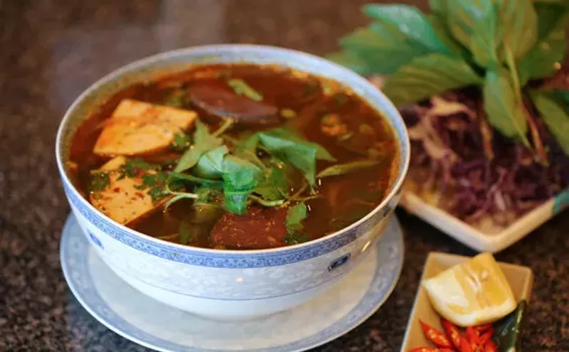 Image: Dong Que Restaurant