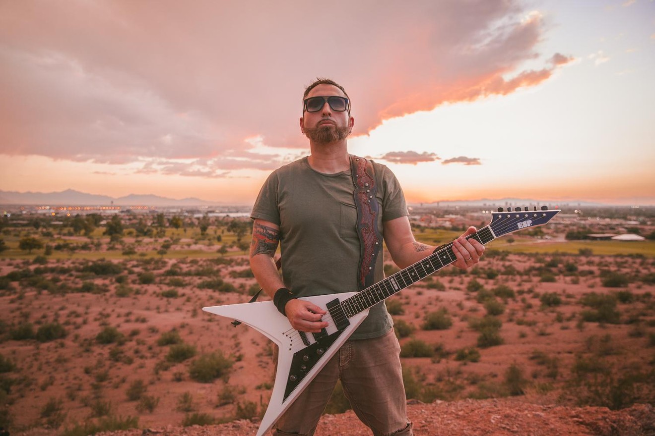 Monte Pittman made a name for himself in the '90s playing cities in Texas, Oklahoma and Louisiana with his nu metal/rock 'n' roll band, Myra Mains.