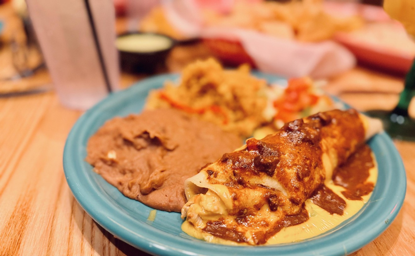 El Tiempo Brings Houston Tex-Mex to Arlington. We Tried It. Shrug.