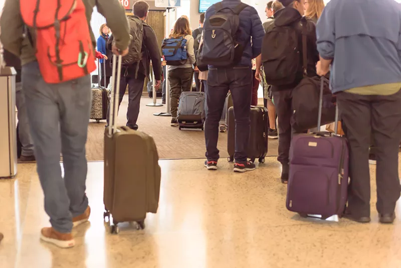 Image: airport security line
