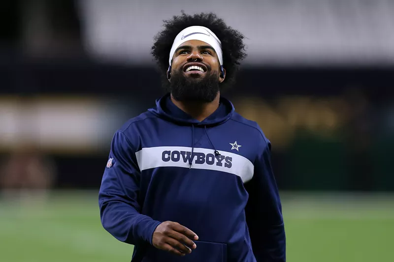 Image: Ezekiel Elliott is looking for bean pie.
