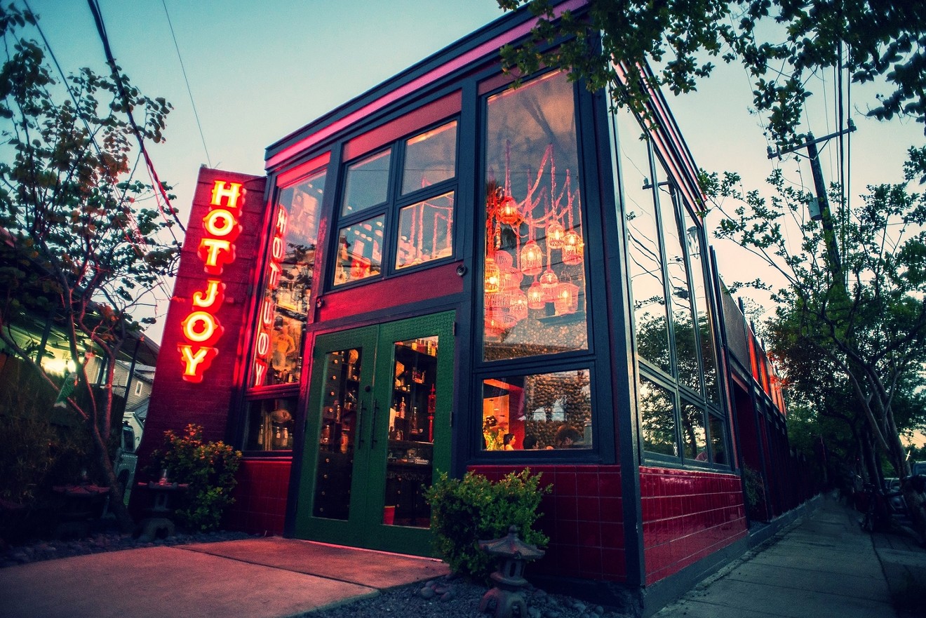 San Antonio's Hot Joy is opening a "pop-up" restaurant in Uptown that will be open for two years before moving elsewhere.