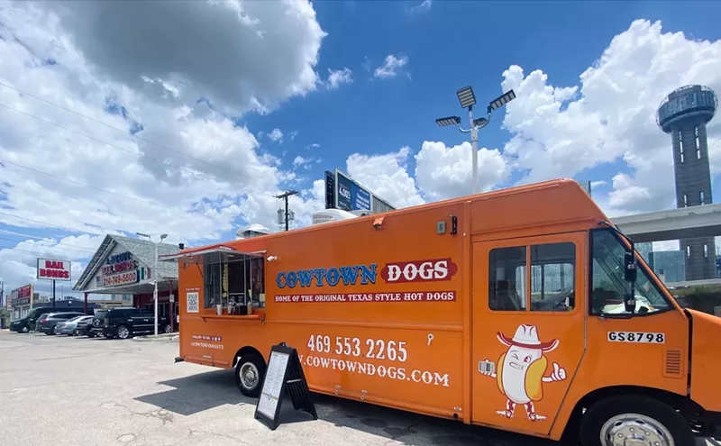 Image: Cowtown Dogs Rolls Out Superior Dogs, Plus Sleeper Menu Item: Chili Mac and Cheese