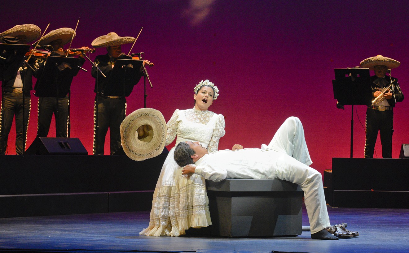 Fort Worth Opera is introducing the mariachi opera Cruzar la Cara de la Luna to help combat the DWEMs.