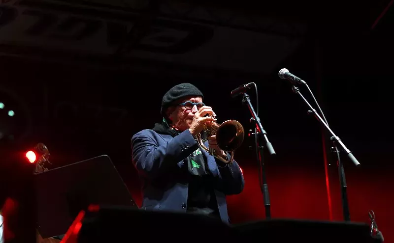 Image: From RoboCop to Jazz: Peter Weller's Journey Through Dallas' Revolutionary Music Scene