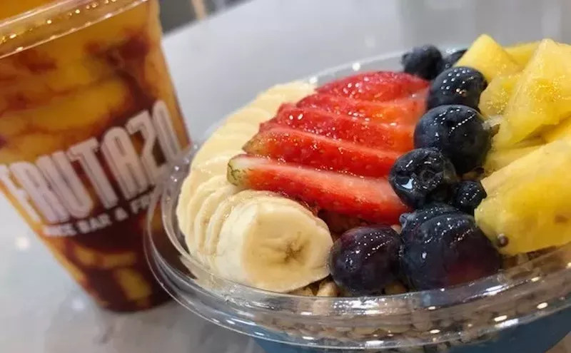 Image: Frutazo, a Hybrid Fruteria and Trendy Juice Bar, Gives Sweet Snacks a Healthy Twist