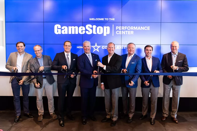 Image: Leaders from the Dallas Cowboys, Complexity Gaming and GameStop cut the ribbon Monday